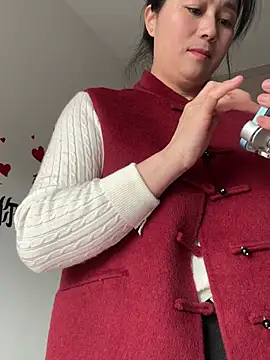 美女buusoom在线直播