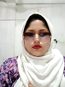 Webcam Model (Nusrat-N) is live