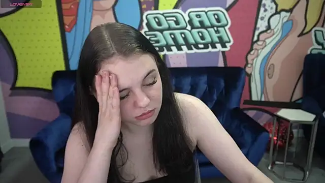 SnowWhiti live sex cam