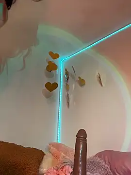 GiannaMagari_ webcam