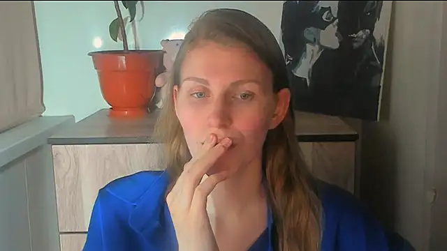 JuliaMuuun - Live Cam