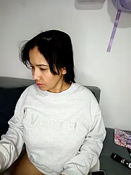 violettaa_millerss - Violettaa_millerss's free webcam - UK Sex Cams