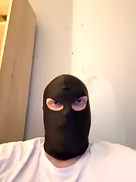 KinkyNoNameMarried webcam