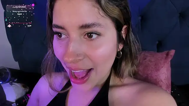 Violet_Blazee webcam