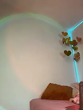 GiannaMagari_ webcam