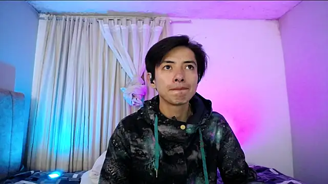 Yellowpokemon23 webcam