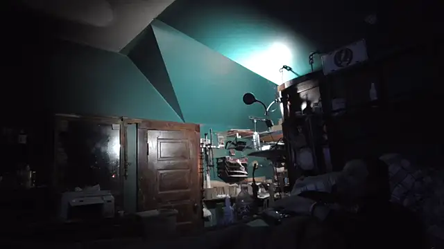 charactrzero - Charactrzero's free webcam - UK Sex Cams