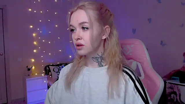 Naughty_Mable - Live Cam