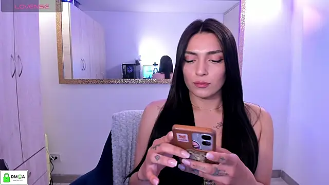 EricaVanderhill live sex cam