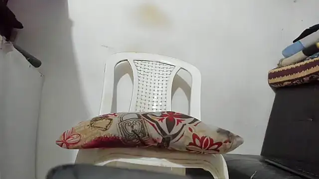 hugo3918_ live sex cam