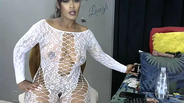 DARKQUEEN_xXx webcam