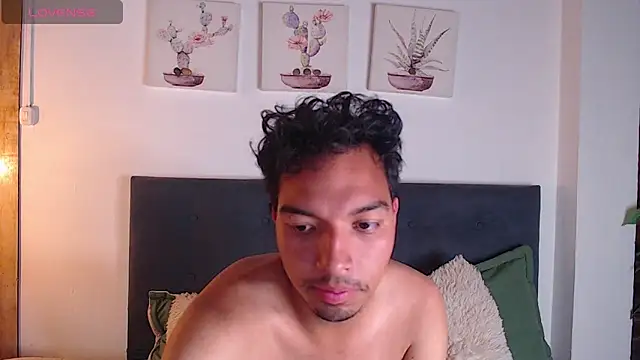 naughtycouplex_ webcam