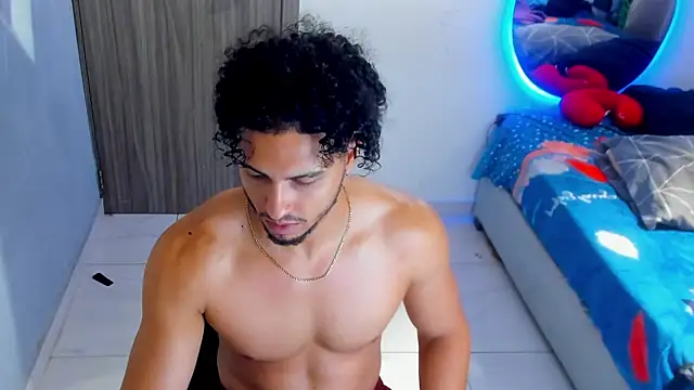 Kris_Khalifa69 live sex cam
