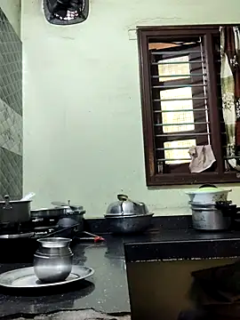 yamini1431 - Live Cam