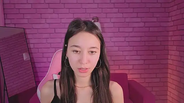 nicole_brownie - Nicole_Brownie's free webcam