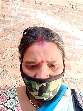 Webcam Model (Kirti_sacsena)  is live.Free join now!