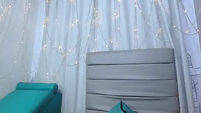 carolinabernalrs - Carolinabernalrs's free webcam - UK Sex Cams