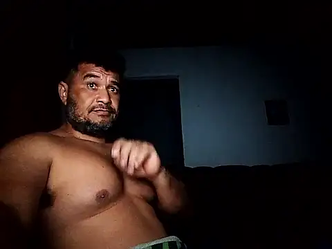 tarra122 - Tarra122's free webcam - UK Sex Cams