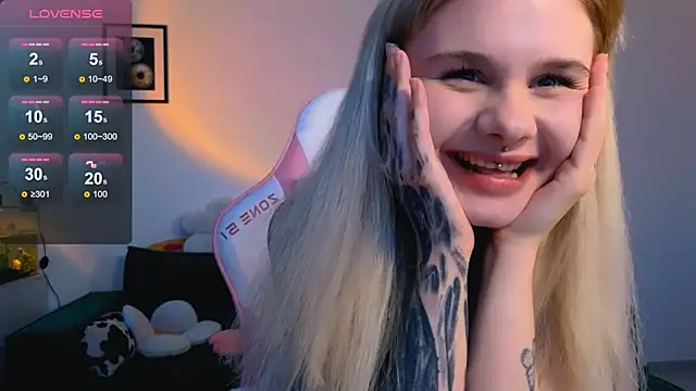 Britney_Lynch webcam