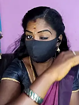 Webcam Model (tamilammukuttyy)  is live.Free join now!