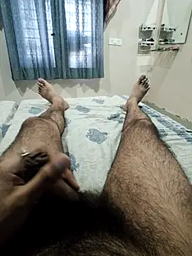 Tall_Hairy_Man webcam