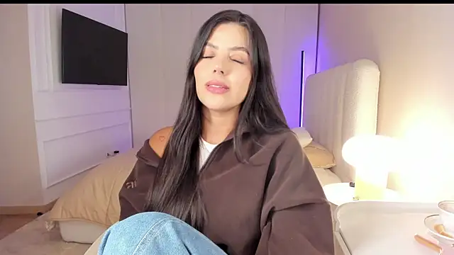 salome__11 (F young) - naked and spread pussy