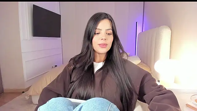 salome__11's Stripchat show and profile