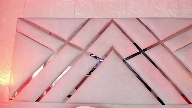 sophie_pariss webcam