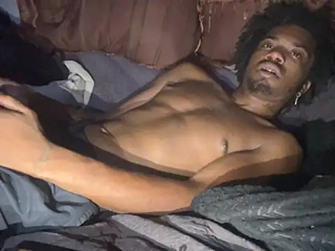 SlimeCrownzOut5 webcam