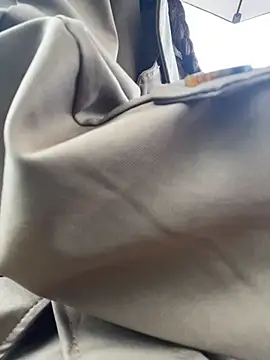 美女lucyxiaolulu在线直播