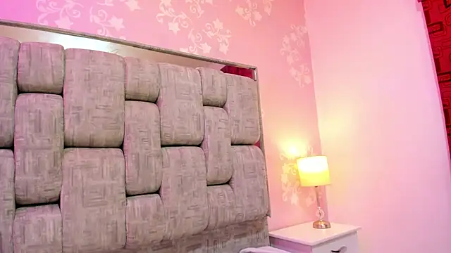 karinasimonz - KarinaSimonz's free webcam