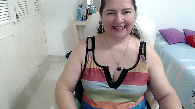 leonela_69 webcam