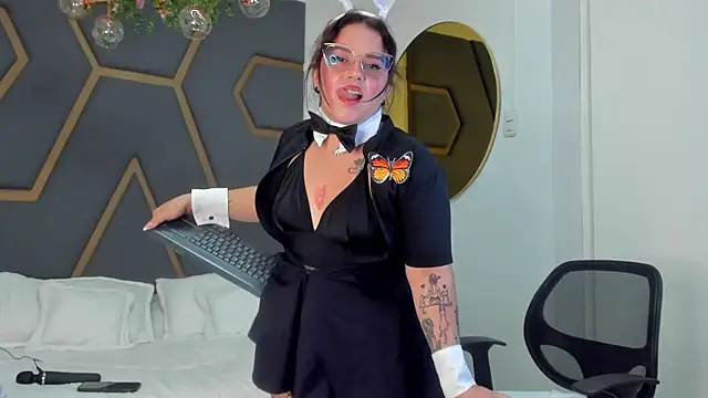 juana_valkiria webcam