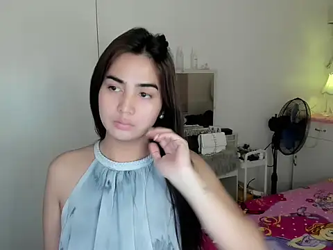 nica_doll - Nica_doll's free webcam - UK Sex Cams