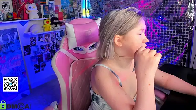 Sara_Robinson webcam