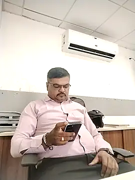 Desi_Lodo_Gujju_Boy webcam