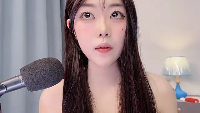 美女smalldaisy在线直播