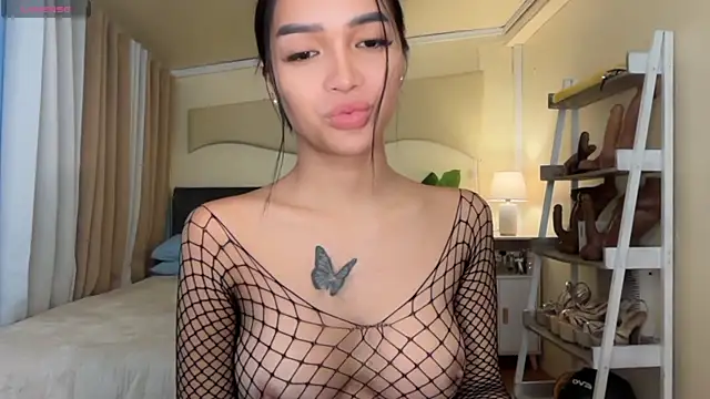 _agatha143_ - _agatha143_'s free webcam - UK Sex Cams