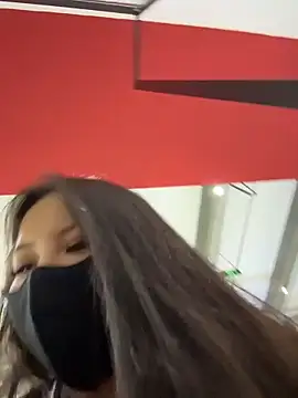 美女Carlin-yiyi在线直播