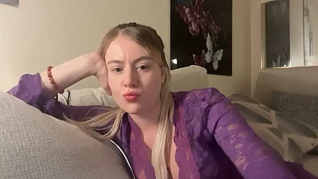 blondebunny999_999 webcam