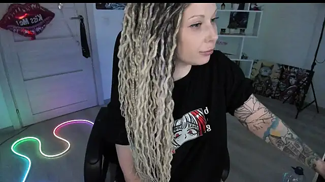 HoneySallyMoore webcam