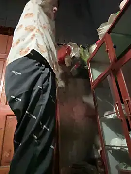 linbi135 - Linbi135's free webcam - UK Sex Cams