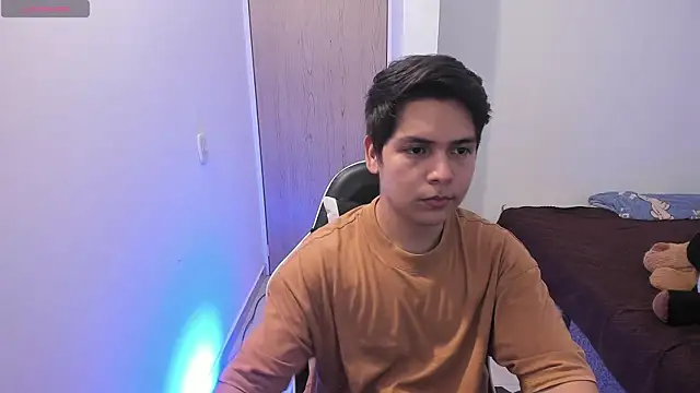 asta_yunoxxx - Asta_YunoXXX's free webcam - UK Sex Cams