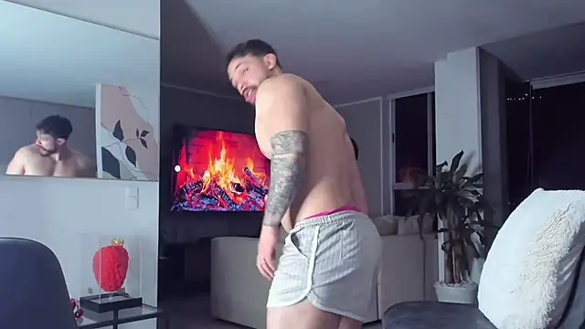 Valenthino_Salvatore webcam