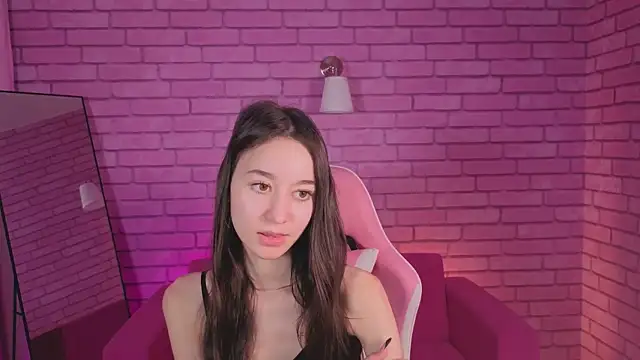 Nicole_Brownie webcam