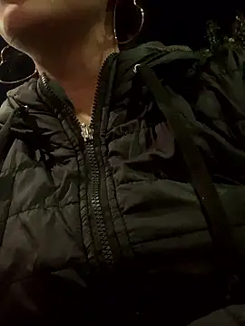 LilithMonette webcam