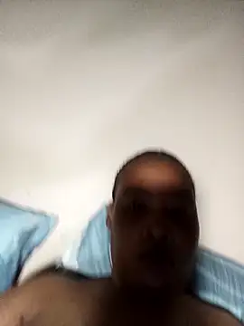 Webcam Model (OCEANSQUITERXXX)  is live.Free join now!