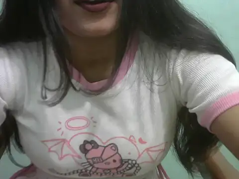 Lovely-Pandey webcam