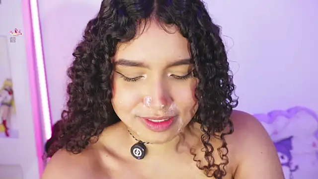 EloiseSweetxx Stripchat cam model