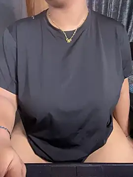 ritu-babe - Ritu-Babe's free webcam - UK Sex Cams